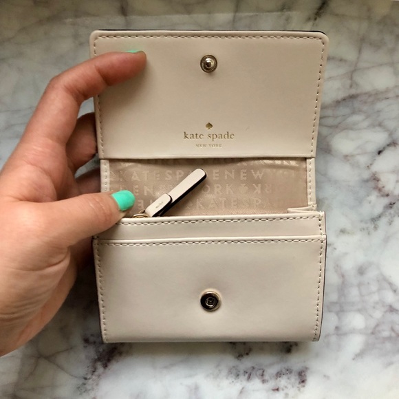 NWOT! Kate Spade Card Holder/Mini Wallet - Picture 2 of 5